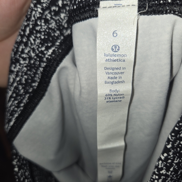 Lululemon Athletica Black and White Textured Leggings - Picture 2 of 4